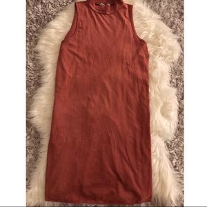 Burnt red low turtleneck sleeveless shift dress